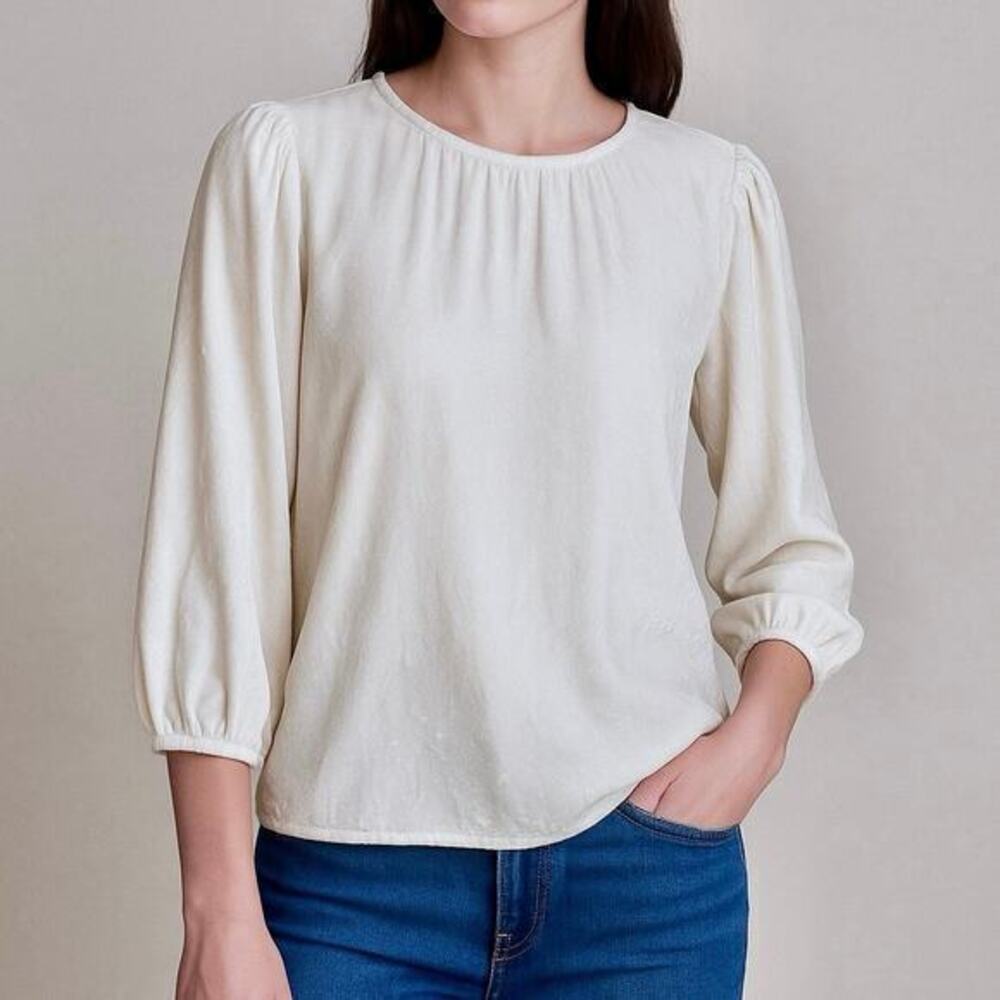 Velvet by Graham & Spencer Nancy Silk Velvet Top Ivory White Large Quiet Luxury